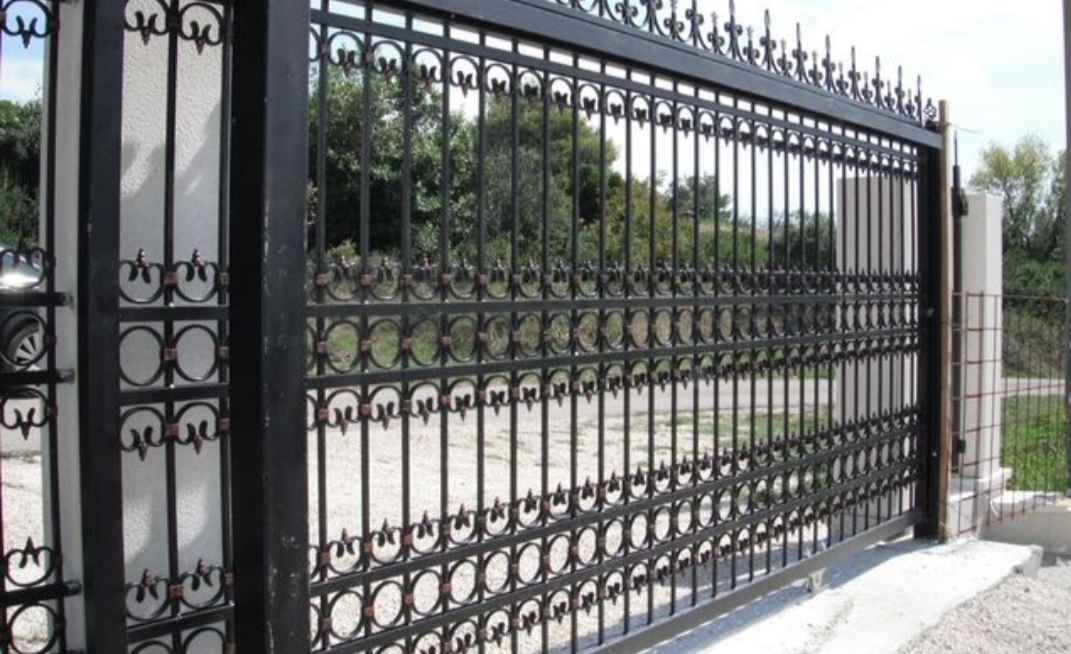 IMG-9a438da10212c58e5eb4d9193e503f4d-V